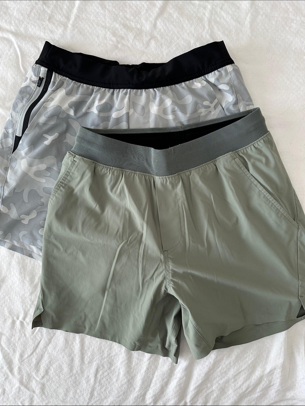 Bundle of TWO men's Ten Thousand lined shorts 5in inseam - S